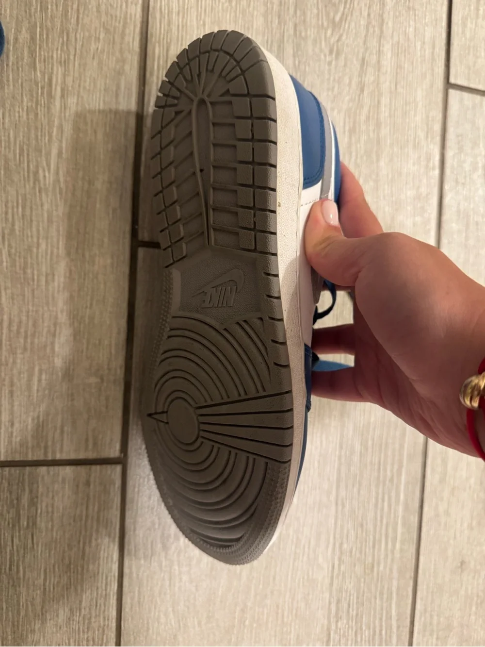 Jordan 1 True Blue cement low